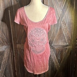 Women’s Velvet Stone Size L embroidered skull shirt with rhinestones like new